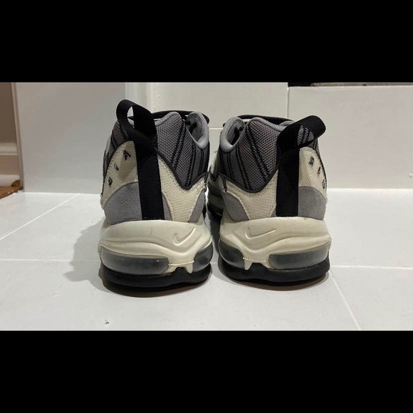 Air Max 98 SE ‘Inside Out’ - Picture 5 of 8